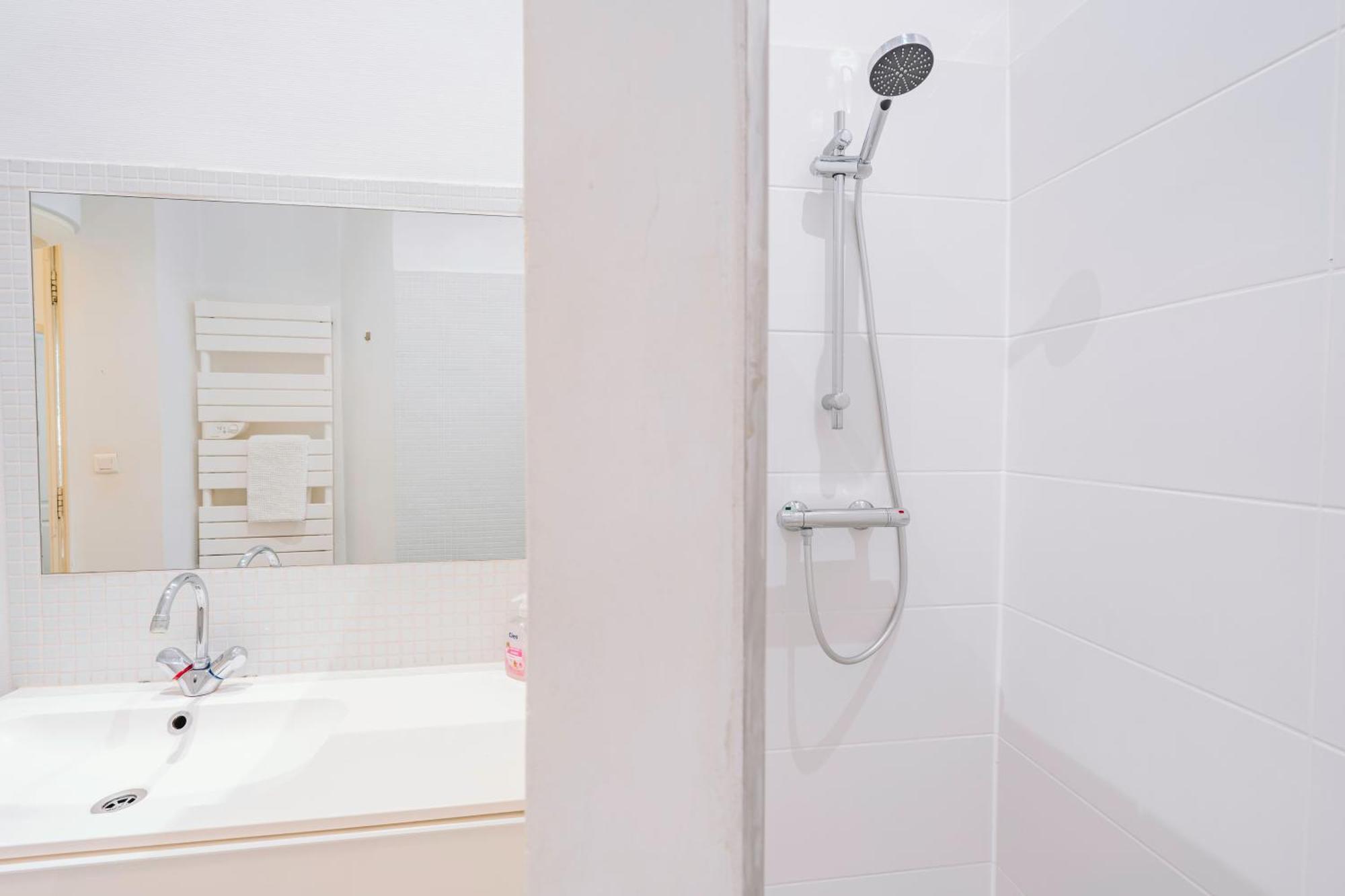 Demeure & Confort Nîmes Exteriér fotografie