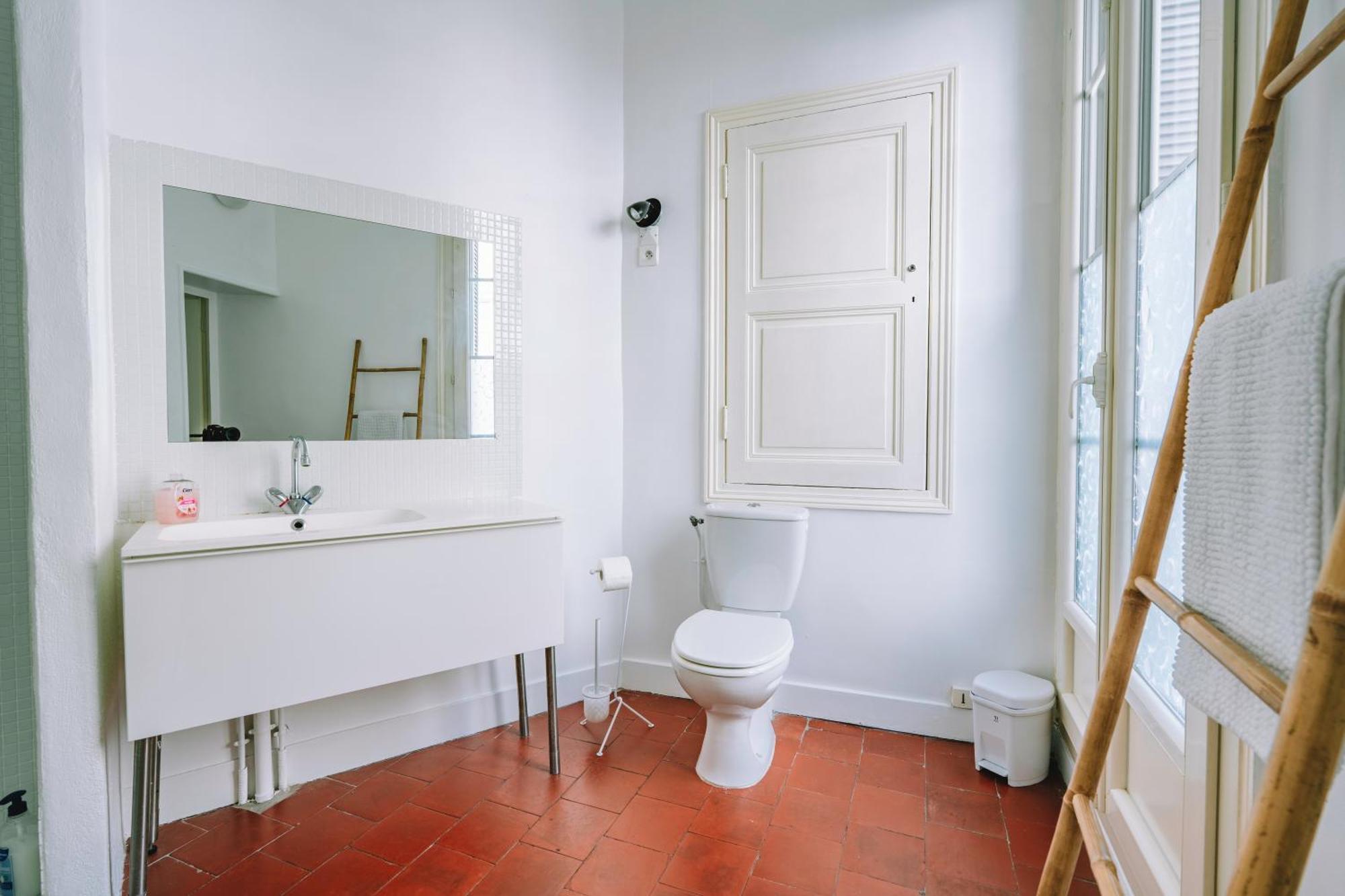 Demeure & Confort Nîmes Exteriér fotografie
